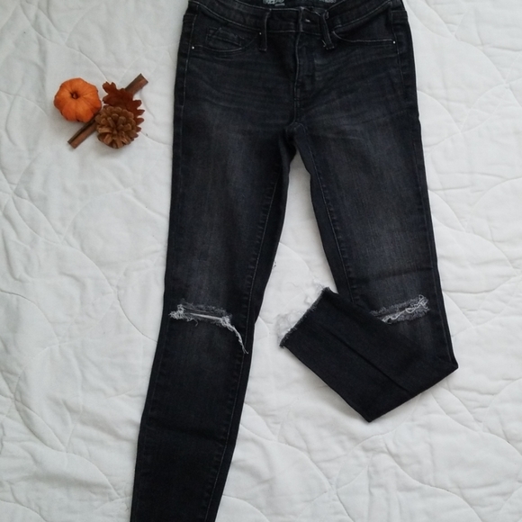 Mossimo Distressed Mid Rise Jegging - Picture 3 of 4